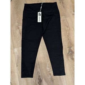 Workout Leggings Women’s Large Mesh Side Panels Pockets Black NWT